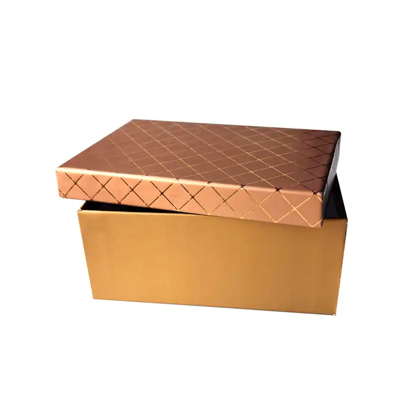 جعبه هدیه مدل فانتزی طرح طلاکوب کد 547