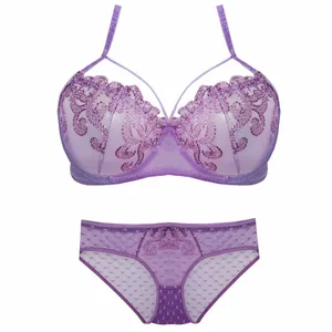 ست شورت و سوتین زنانه غوغا مدل عروس mn-054BA