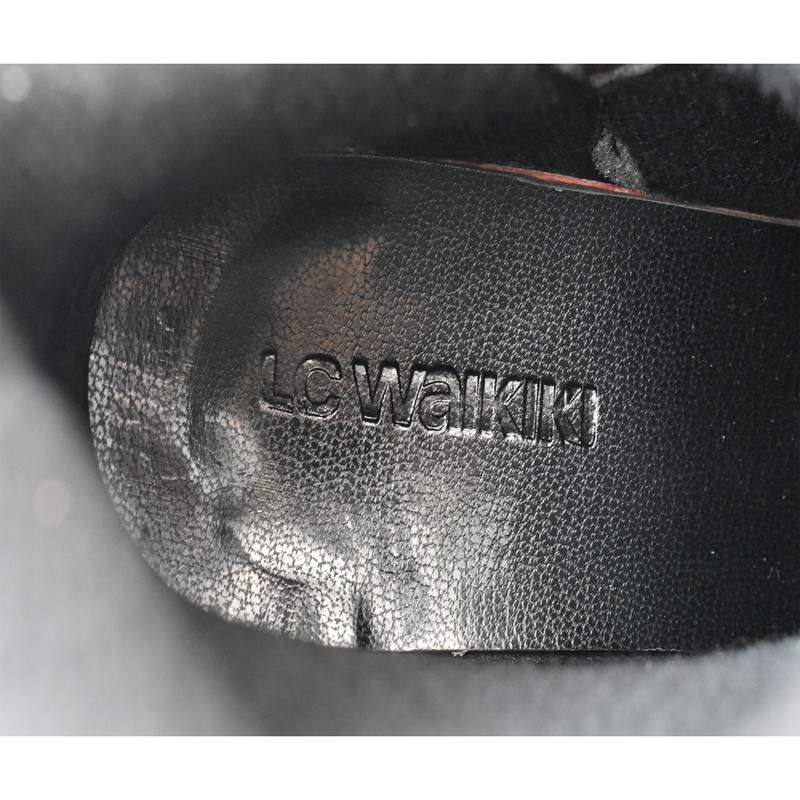 بوت زنانه ال سی وایکیکی مدل LC-7895