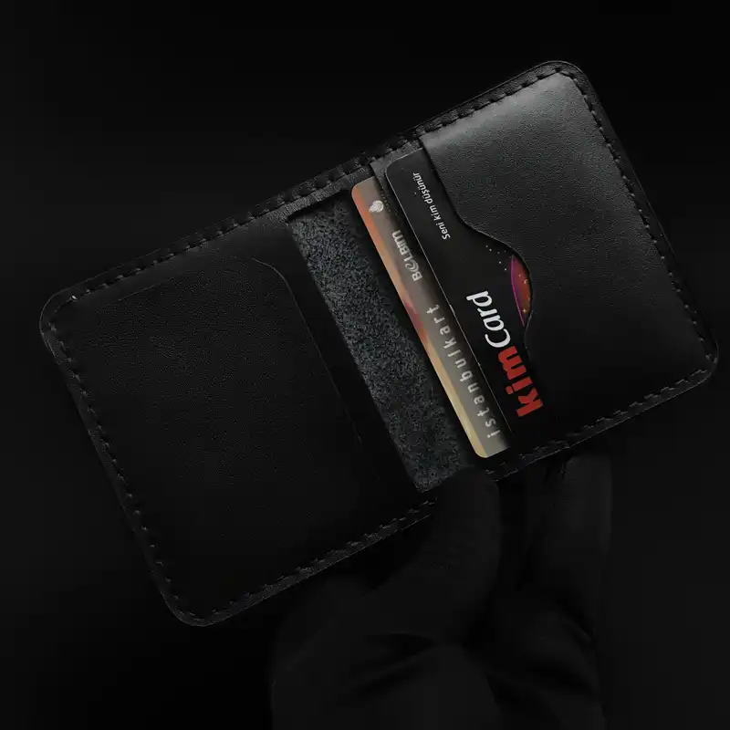 کیف پول و جاکارتی چرمی مدل میلان کد M003