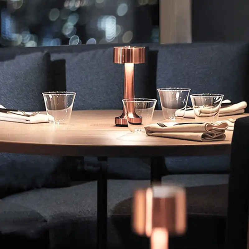 آباژور رومیزی مدل Space S