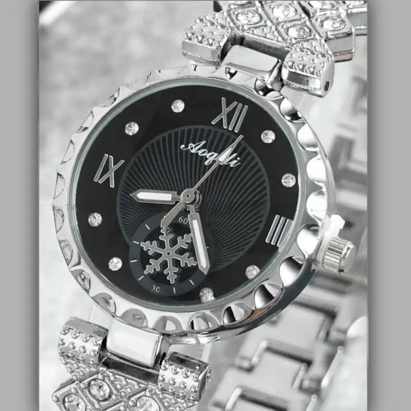 ساعت مچی عقربه ای زنانه مدل برفی نگینی 02