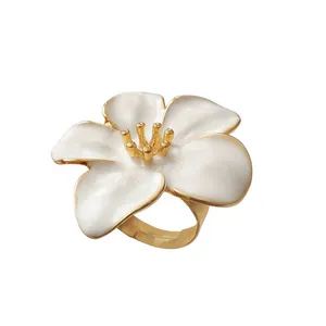 انگشتر زنانه مدل شکوفه گل کد sr126