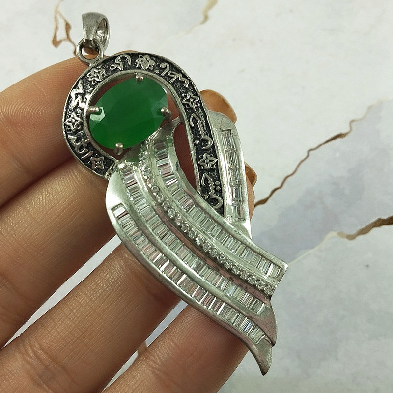 آویز گردنبند نقره زنانه سلین کالا مدل زمرد کد 09