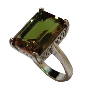 انگشتر نقره زنانه مدل نگین دار الکساندریت 