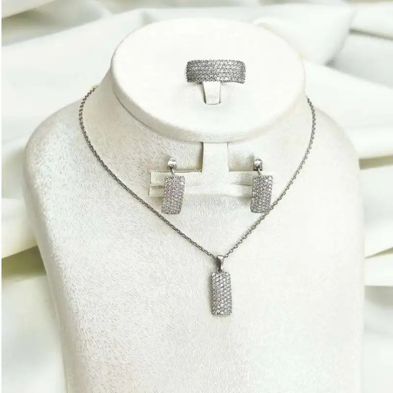 نیم ست نقره زنانه مدل پرنس BARF13