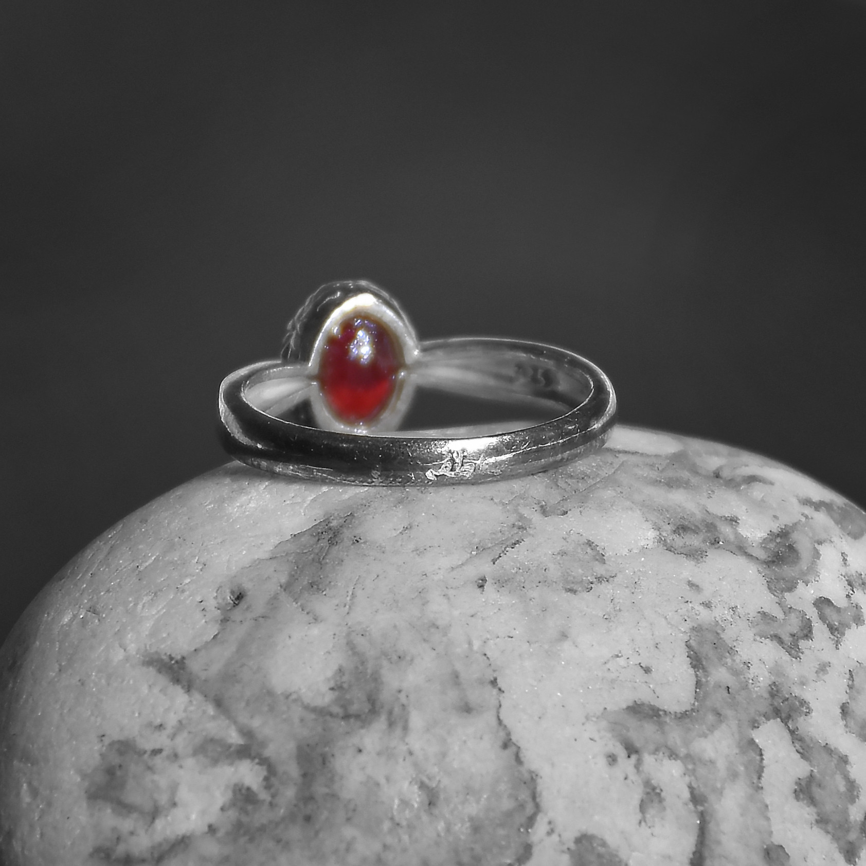 انگشتر نقره زنانه نقره جات لطفی مدل یاقوت کد ANZS03E01