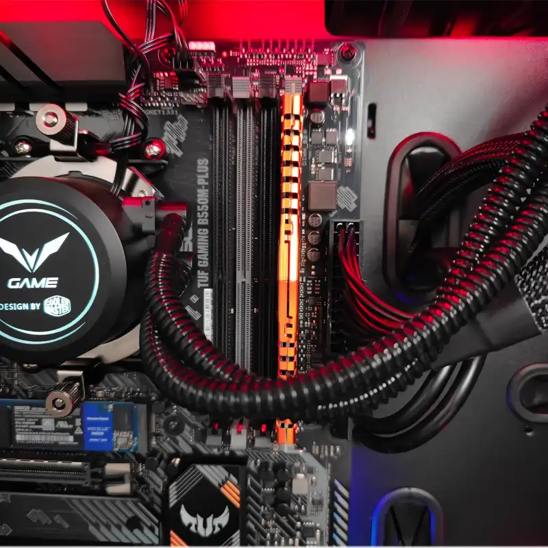 کامپیوتر دسکتاپ ایپاسون مدل GUNDAM ZAKU II