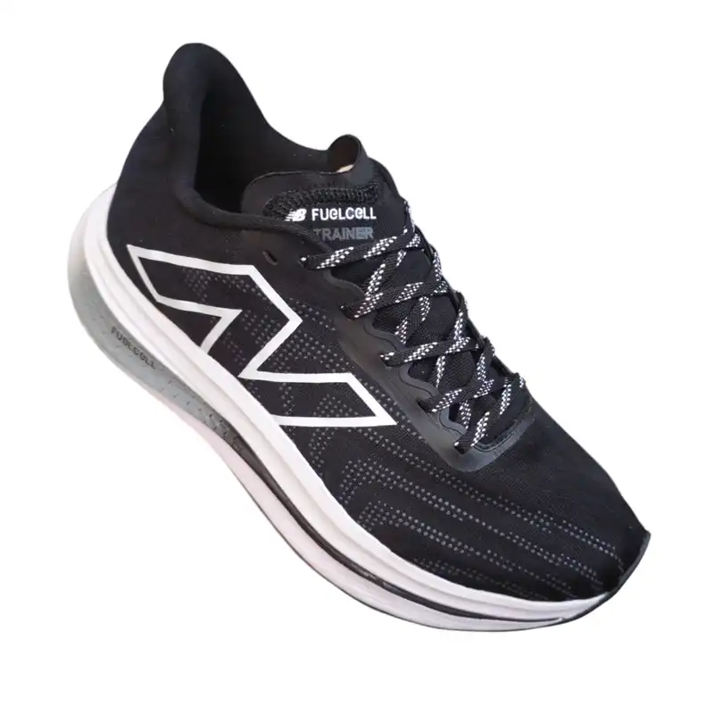 کفش مخصوص دویدن مدل Fuel Cell Energy Arc