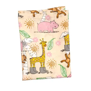 ملحفه کودک مدل زرافه چکمه پوش سایز 135*70 سانتی متر