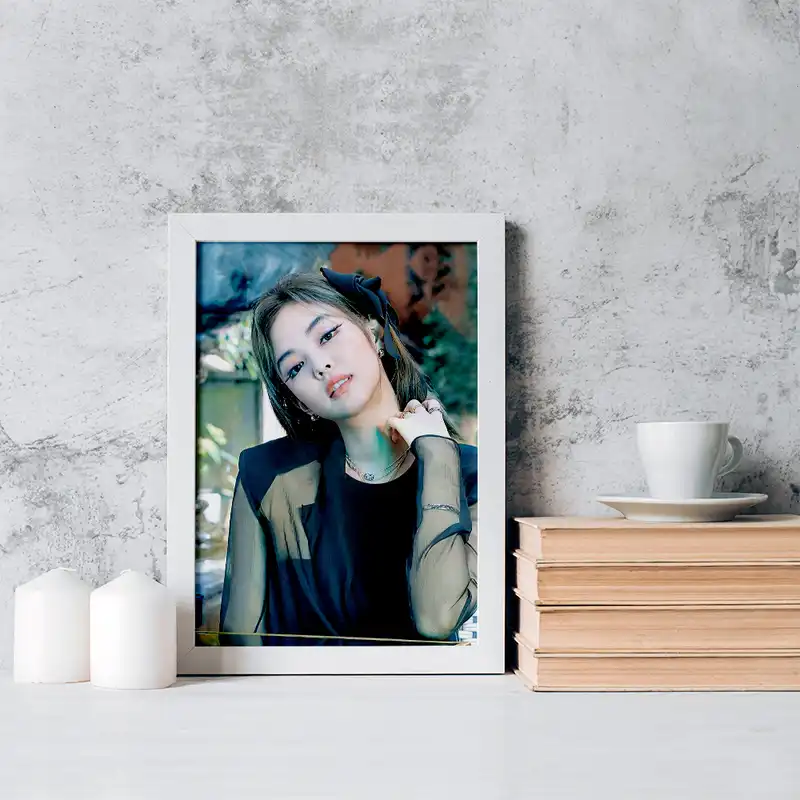 تابلو خندالو مدل جنی گروه بلک پینک کد 16687