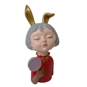 مجسمه مدل دختر آبنباتی