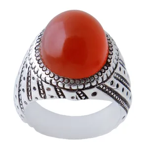 انگشتر نقره مردانه بازرگانی میلادی مدل  عقیق یمنی رکاب دستساز کد AM_1055