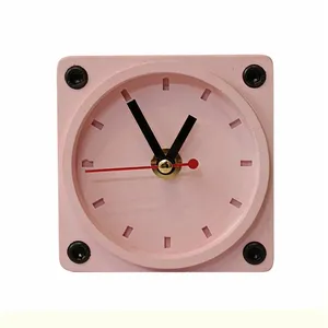 ساعت رومیزی مدل اقاقیا طرح مربع