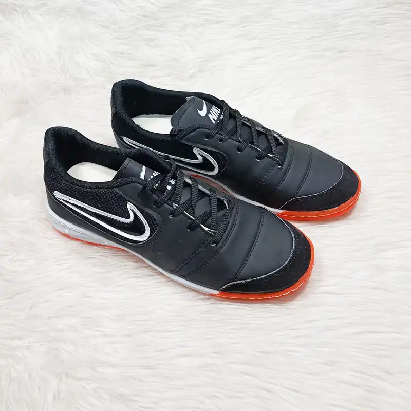 کفش فوتسال کد Bk-90002