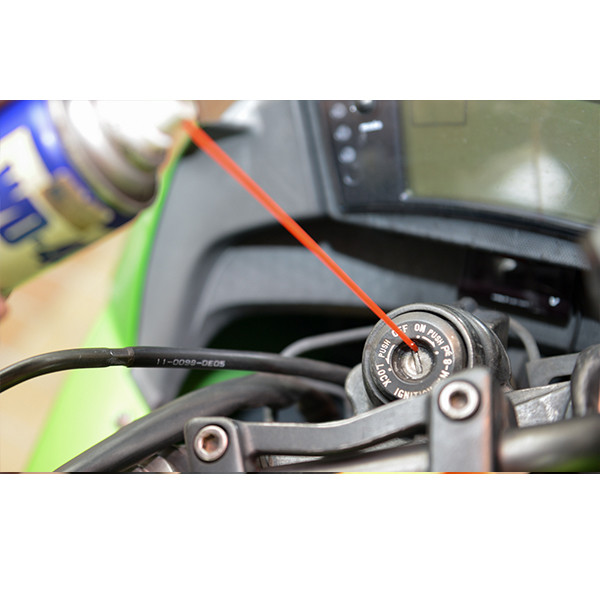 اسپری روان کننده دبلیو دی- 40 مدل Multiuse Product حجم 100 میلی لیتر