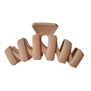 کلیپس مو زنانه مدل زیکزاکی خط دار