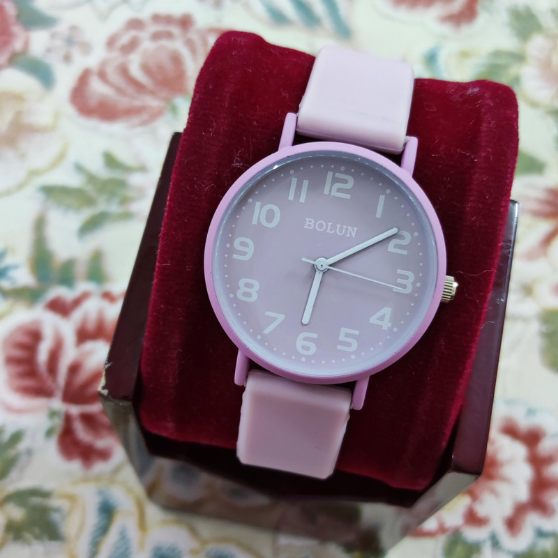 ساعت مچی عقربه ای دخترانه بولن کد 04 ساعت مچی عقربه ای دخترانه بولن کد 04