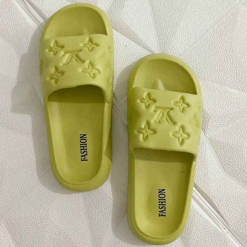 دمپایی زنانه کد 0209