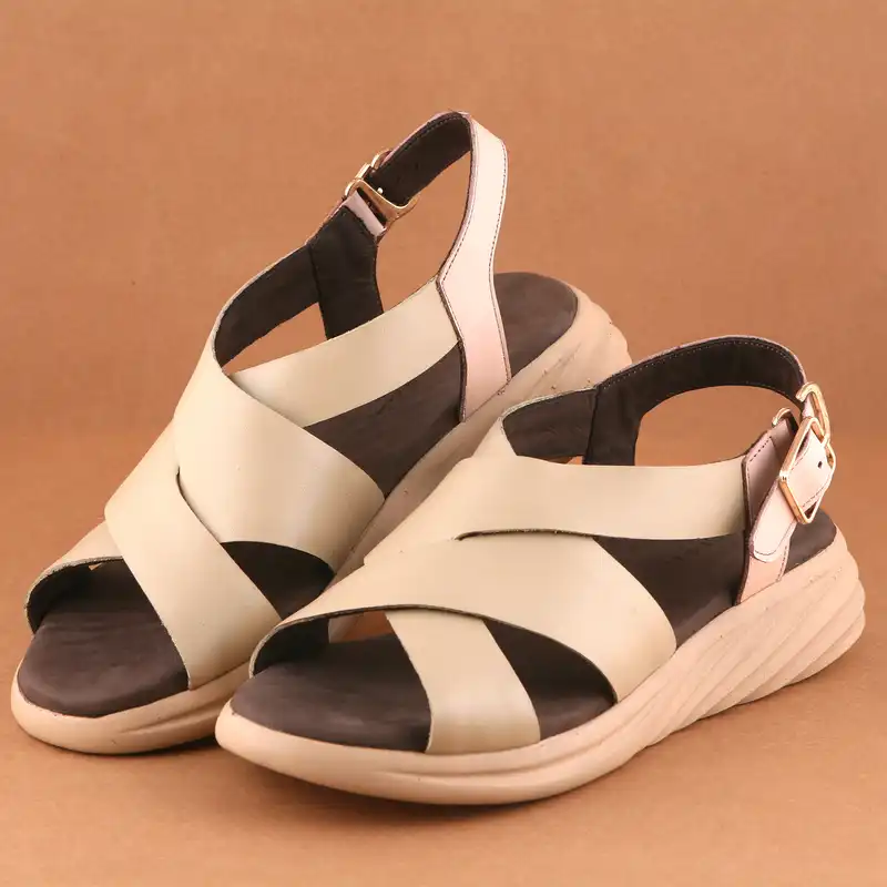 صندل زنانه چرم یلسان مدل ریچموند کد 640-GN-srt