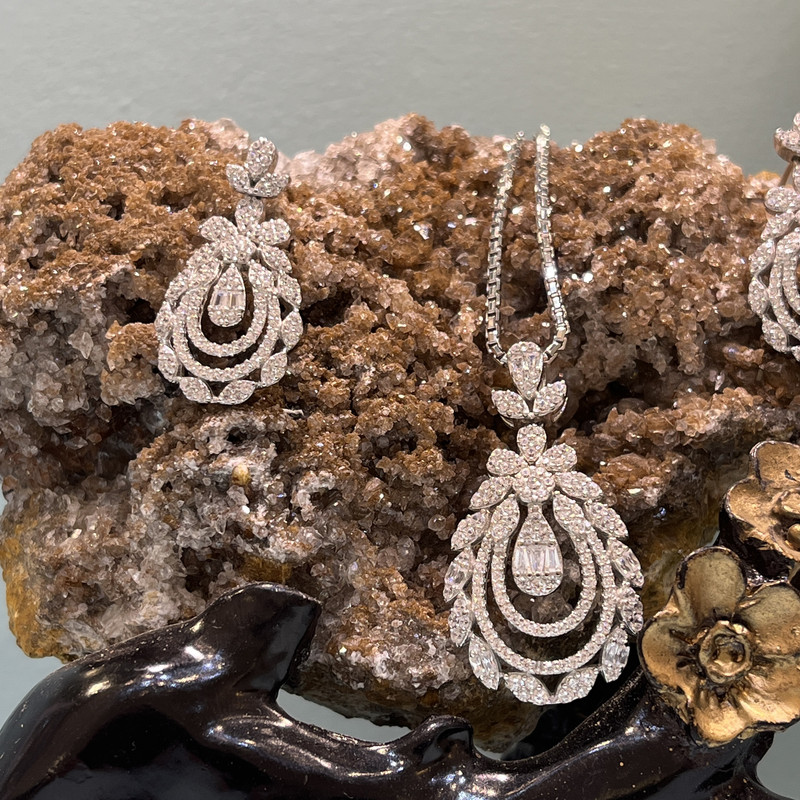 نیم ست نقره زنانه مدل جواهری اتریشی با روکش رادیوم