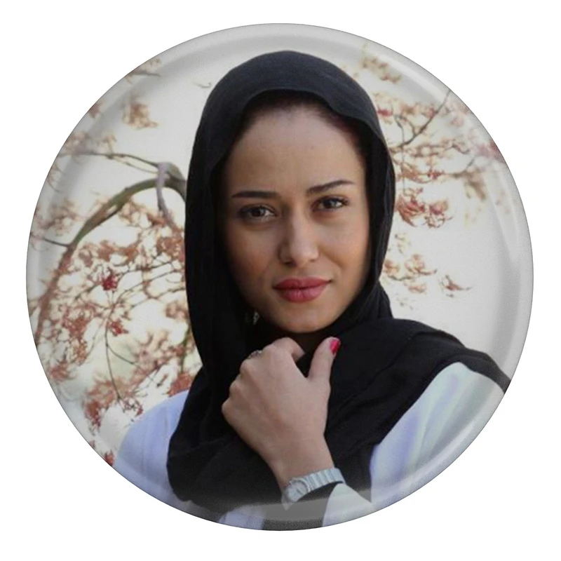 مگنت طرح بازیگر پریناز ایزدیار مدل S8393 