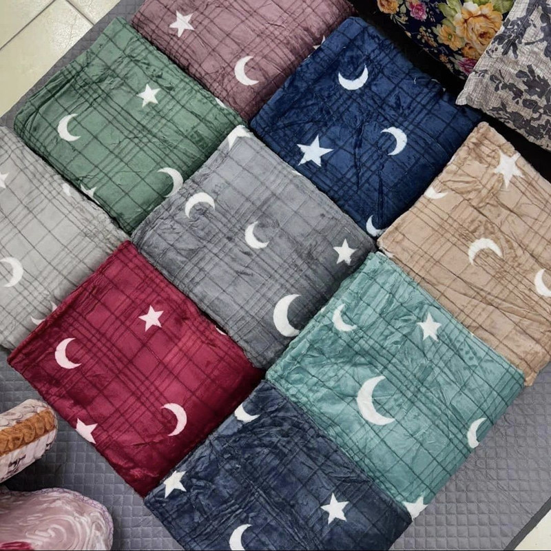 پتو مسافرتی مدل ژله ای طرح ماه و ستاره سایز 230*210 سانتی‌متر