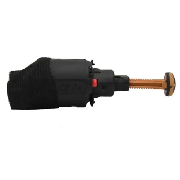 كليد سوئيچ فشنگي استپ ترمز کروز پلاس کد CR33060902 مناسب برای پژو 206