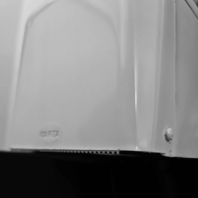 پایه رول دستمال کاغذی آرتا طرح کلاسیک پایه رول دستمال کاغذی آرتا طرح کلاسیک