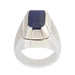 انگشتر نقره مردانه بازرگانی میلادی مدل سنگ یاقوت کبود کد AM_2559