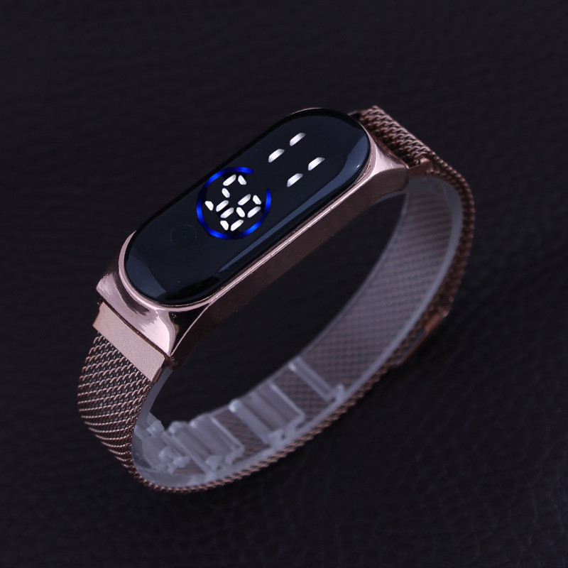 ساعت مچی دیجیتال مدل LE 16530 -R-M ساعت مچی دیجیتال مدل LE 16530 -R-M