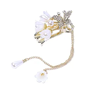 گیره مو زنانه مدل بغل سری پروانه آویزدار