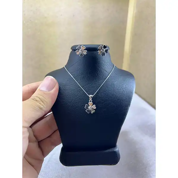 نیم ست نقره زنانه مدل گل خاص کد 84786565