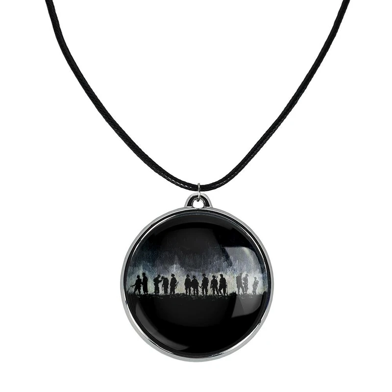 گردنبند خندالو مدل جوخه برادران Band Of Brothers کد 2977229773