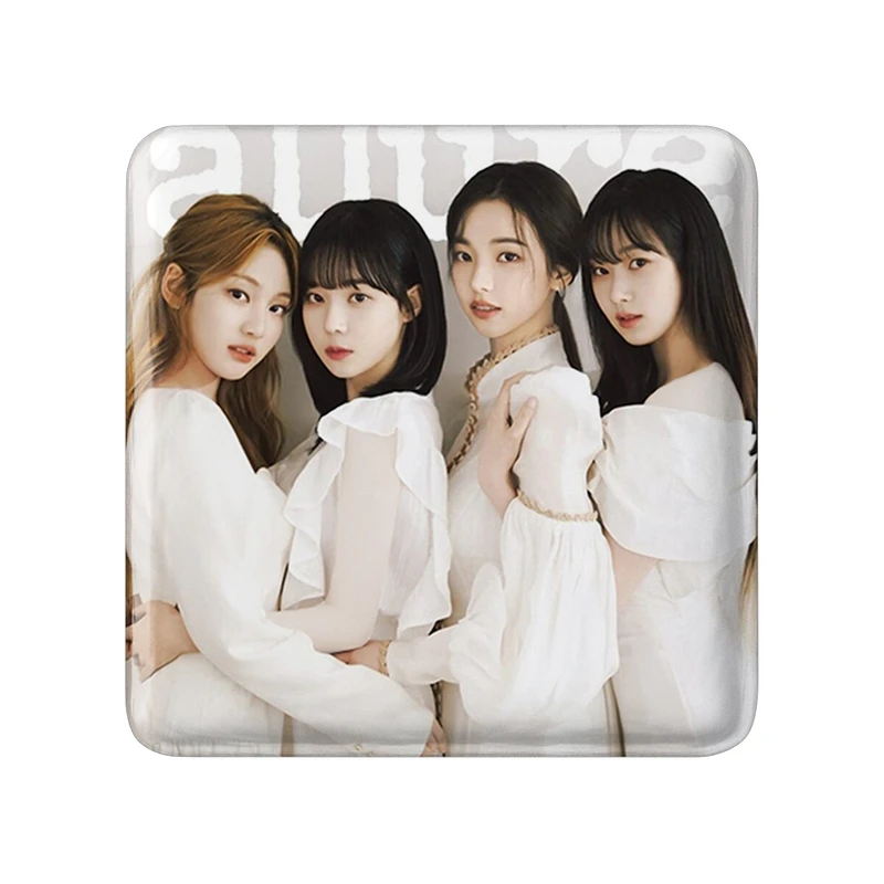 مگنت خندالو طرح گروه آسپا Aespa  مدل مربعی کد 19749