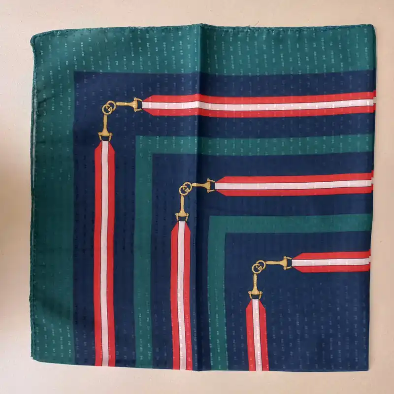 روسری زنانه  مدل مینی نخی میله ای قواره کوچک