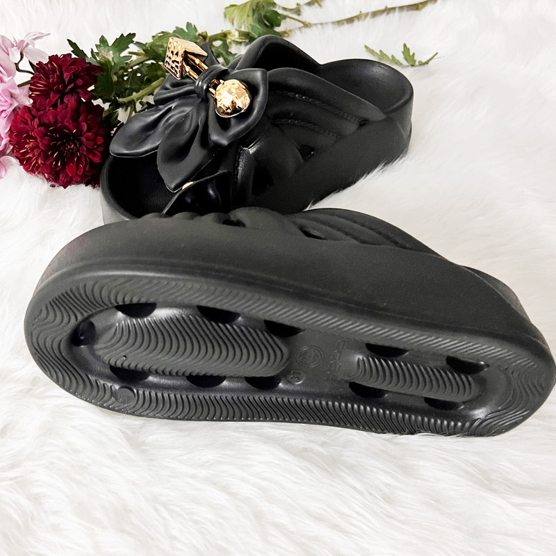 دمپایی زنانه پاپا مدل آیناز کد 222