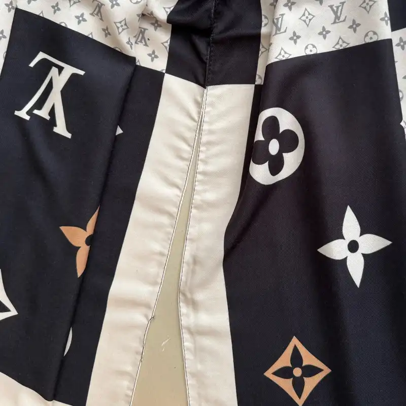 شال زنانه مدل موهر پاییزی زمستانه اسپرت مهمانی طرح چهار خانه  کد 1