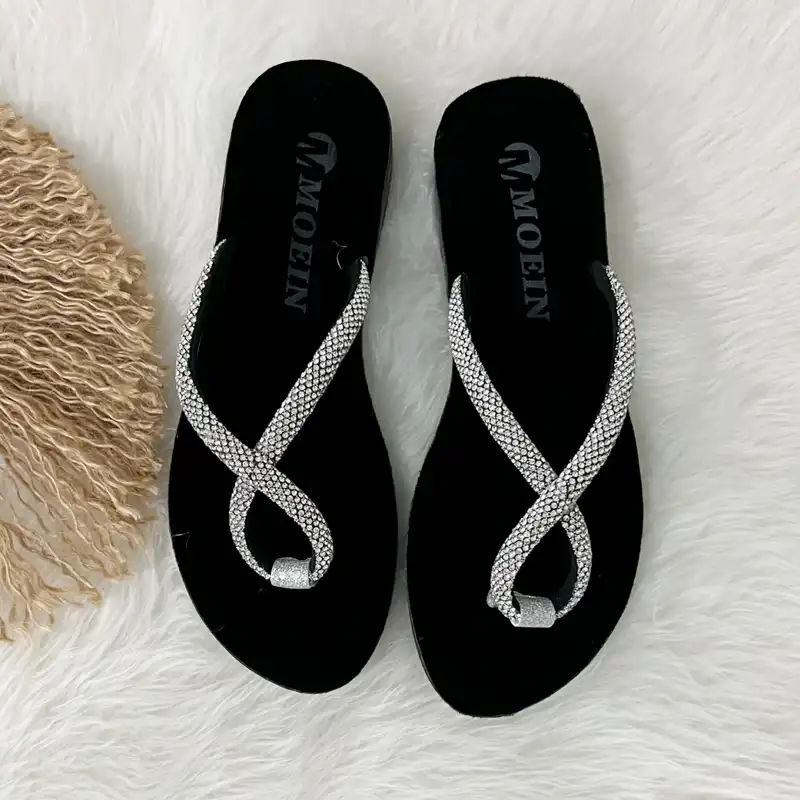 دمپایی لاانگشتی زنانه مدل روفرشی نگین دار کد 0077