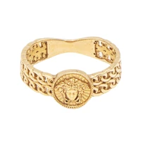 انگشتر طلا 18 عیار زنانه با طرح ورساچه گالری طلای ده مدل ساده سایز 56