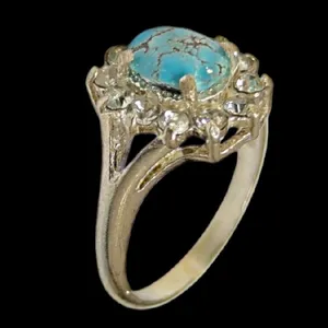 انگشتر نقره زنانه مدل سنگ فیروزه نیشابور مخراج برلیان کد ۷۷۷