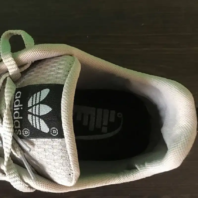 کفش مخصوص دویدن مدل A.d.d.s_t.o.s_m.e.s