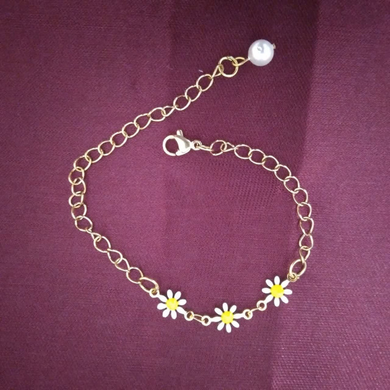 دستبند دخترانه مدل بابونه