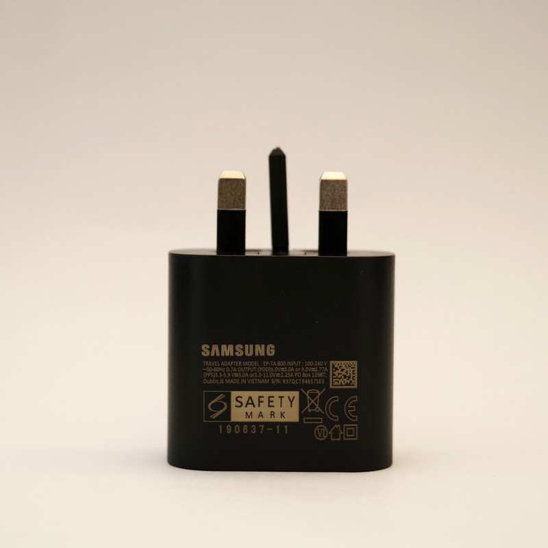 شارژر دیواری 25 وات مدل TA-800