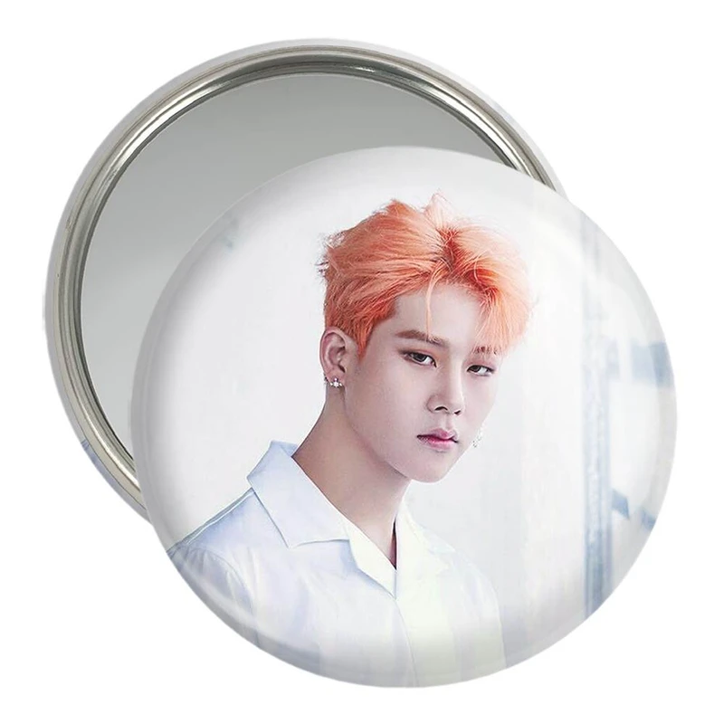 آینه جیبی خندالو مدل جوهان گروه مانستا اکس MONSTA X  کد 12269