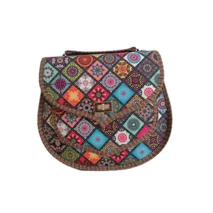 کیف دوشی دست دوز زنانه مدل سوسن کد 29