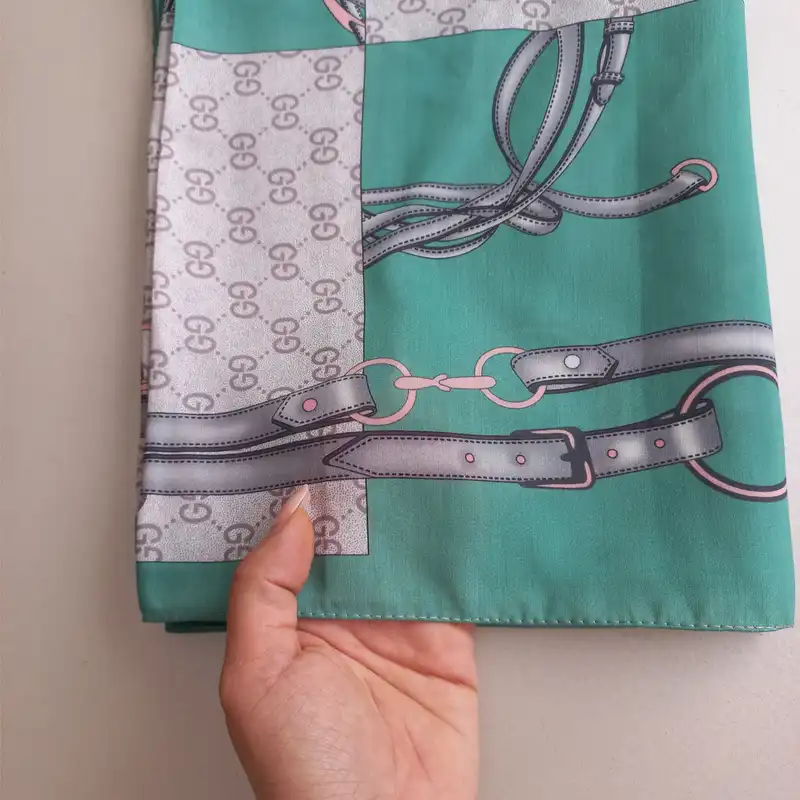 شال زنانه  مدل نخی تابستانی شطرنجی کمربندی چهارخانه