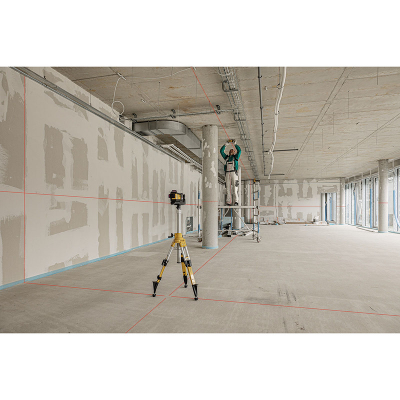 تراز لیزری استبیلا مدل LAX 600