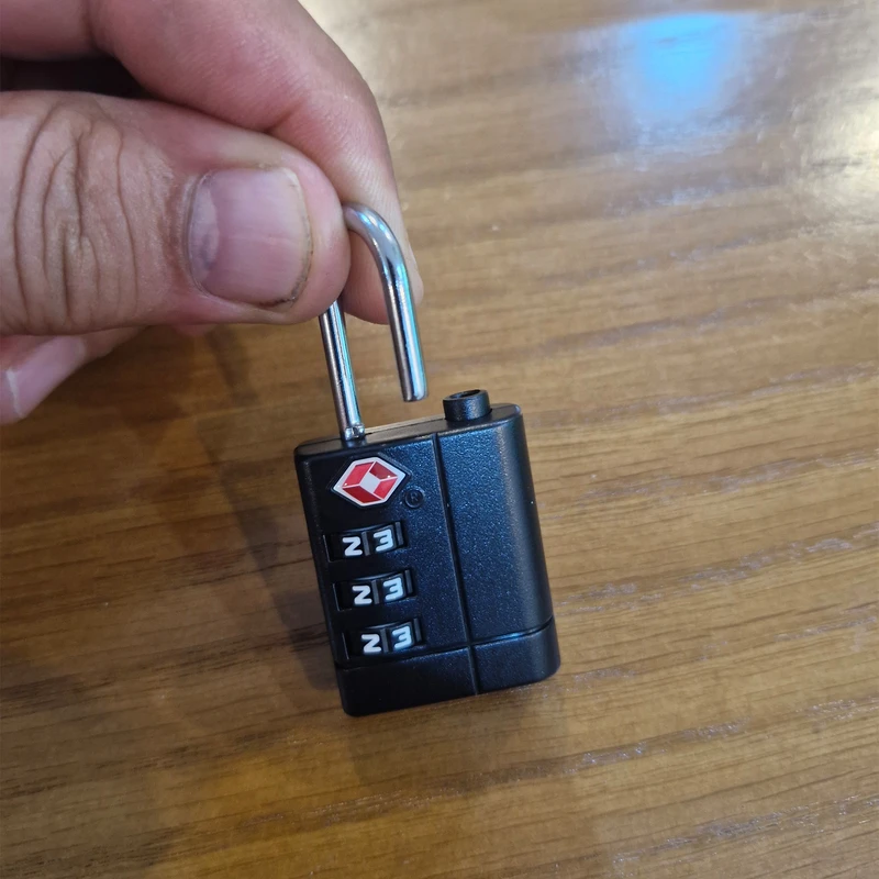 عکس شماره 10 : قفل چمدان مدل tsa