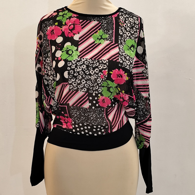 بلوز آستین بلند زنانه مدل گلدار توری